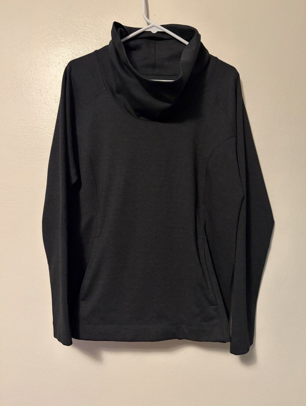 Mountain Hardwear Pullover Cowl Neck Sweater Women’s Size XL Dark Gray OL5460